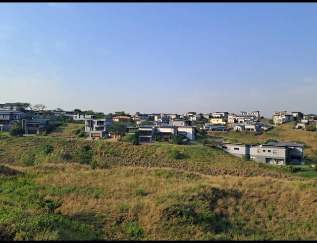 539M² VACANT LAND FOR SALE IN PALM LAKES ESTATE